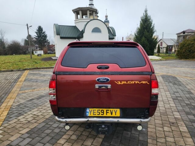 Красный Форд Рейнджер, объемом двигателя 3 л и пробегом 166 тыс. км за 8025 $, фото 9 на Automoto.ua