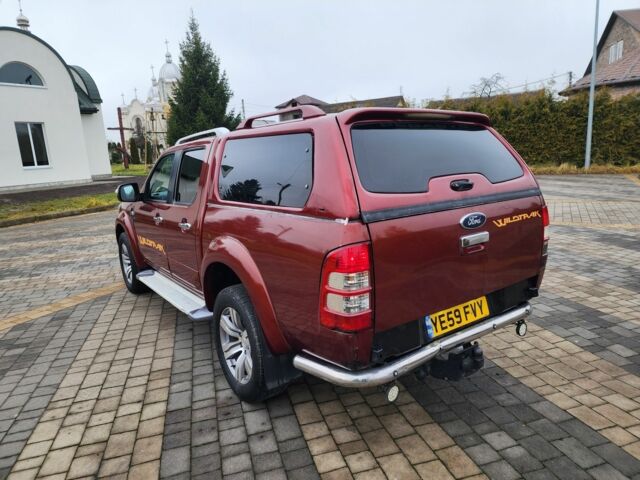 Красный Форд Рейнджер, объемом двигателя 3 л и пробегом 166 тыс. км за 8025 $, фото 8 на Automoto.ua