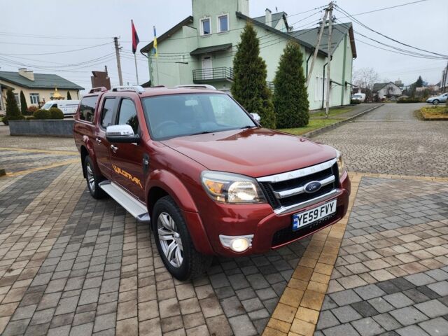 Красный Форд Рейнджер, объемом двигателя 3 л и пробегом 166 тыс. км за 8025 $, фото 1 на Automoto.ua
