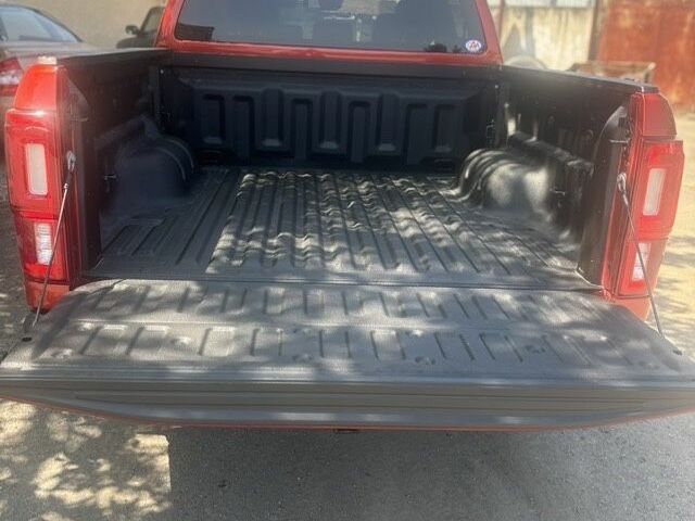 Красный Форд Рейнджер, объемом двигателя 2.3 л и пробегом 52 тыс. км за 26500 $, фото 4 на Automoto.ua