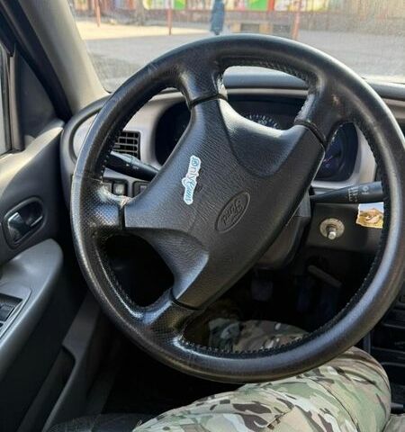 Форд Рейнджер, об'ємом двигуна 2.5 л та пробігом 188 тис. км за 4800 $, фото 6 на Automoto.ua