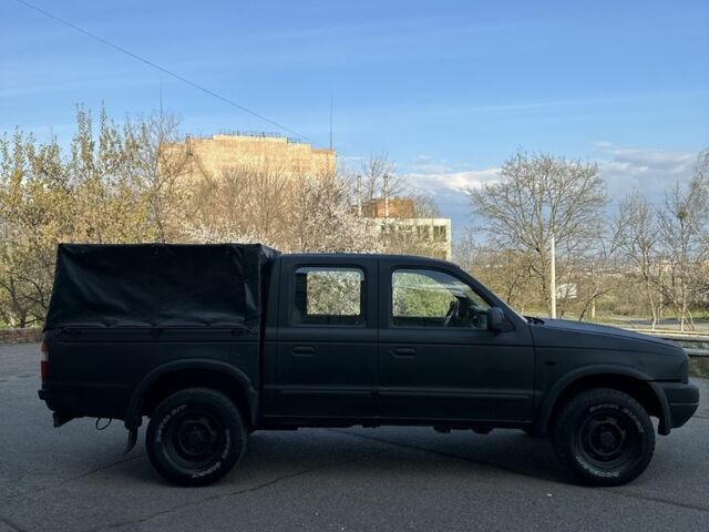 Форд Рейнджер, об'ємом двигуна 2.5 л та пробігом 333 тис. км за 3400 $, фото 2 на Automoto.ua