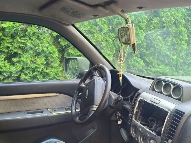 Форд Рейнджер, об'ємом двигуна 0 л та пробігом 250 тис. км за 2000 $, фото 3 на Automoto.ua