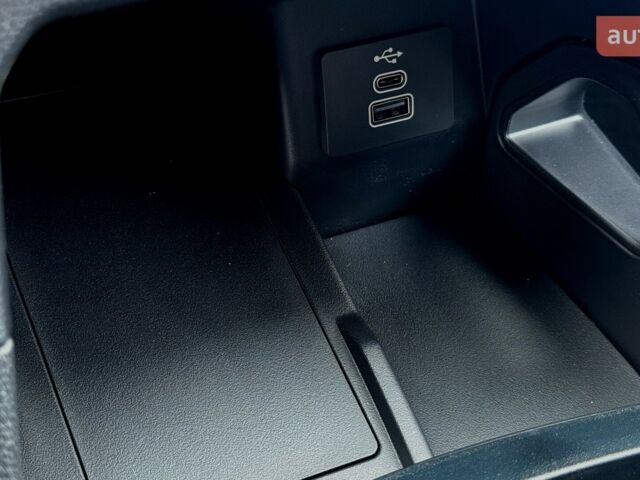 Форд Рейнджер, об'ємом двигуна 2 л та пробігом 0 тис. км за 66418 $, фото 39 на Automoto.ua