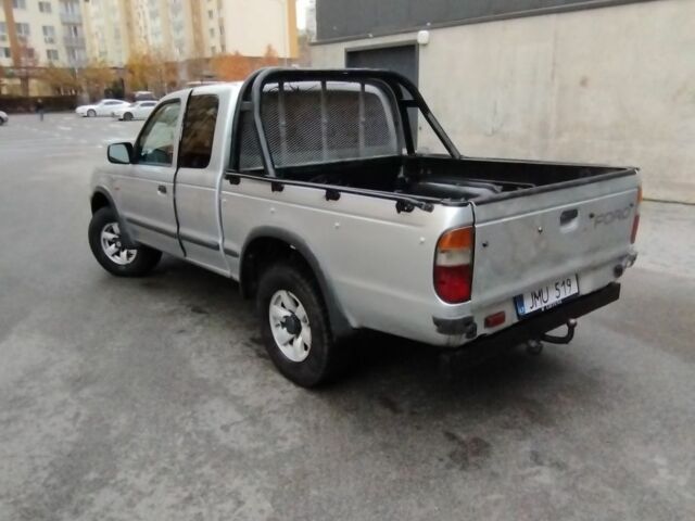 Серый Форд Рейнджер, объемом двигателя 2.5 л и пробегом 384 тыс. км за 4700 $, фото 4 на Automoto.ua