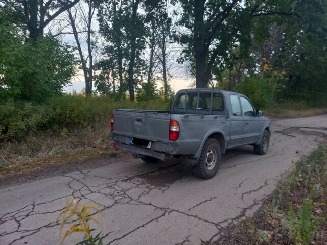 Сірий Форд Рейнджер, об'ємом двигуна 2.5 л та пробігом 261 тис. км за 4500 $, фото 3 на Automoto.ua