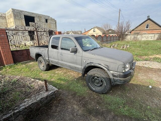 Серый Форд Рейнджер, объемом двигателя 2.5 л и пробегом 250 тыс. км за 4300 $, фото 2 на Automoto.ua