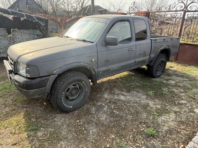 Серый Форд Рейнджер, объемом двигателя 2.5 л и пробегом 250 тыс. км за 4300 $, фото 3 на Automoto.ua