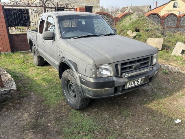 Серый Форд Рейнджер, объемом двигателя 2.5 л и пробегом 250 тыс. км за 4300 $, фото 1 на Automoto.ua