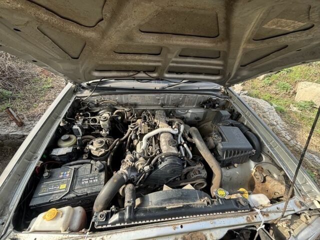 Серый Форд Рейнджер, объемом двигателя 2.5 л и пробегом 250 тыс. км за 4300 $, фото 7 на Automoto.ua