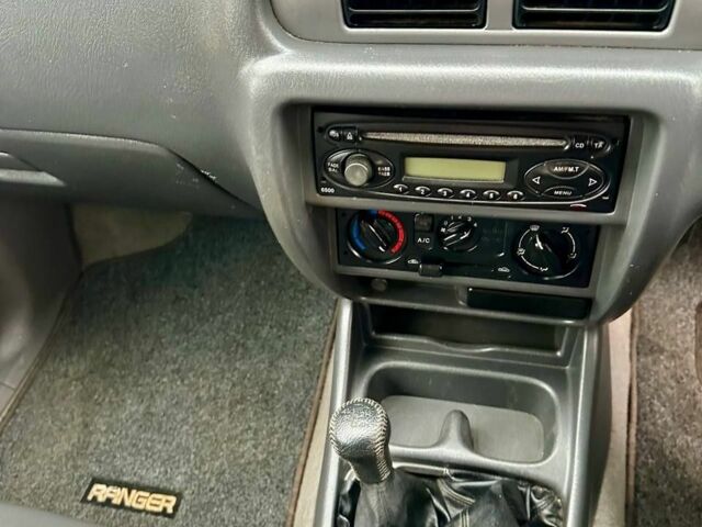 Сірий Форд Рейнджер, об'ємом двигуна 2.5 л та пробігом 200 тис. км за 4500 $, фото 12 на Automoto.ua