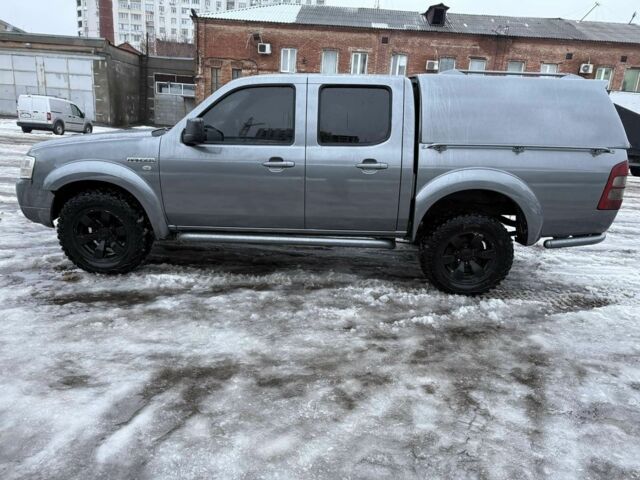 Сірий Форд Рейнджер, об'ємом двигуна 2.5 л та пробігом 207 тис. км за 6000 $, фото 1 на Automoto.ua