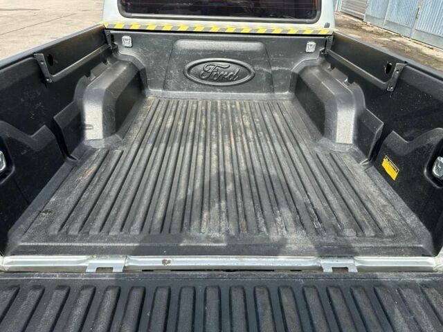 Серый Форд Рейнджер, объемом двигателя 3 л и пробегом 221 тыс. км за 2850 $, фото 7 на Automoto.ua