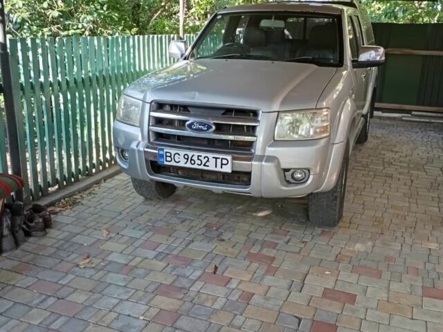 Серый Форд Рейнджер, объемом двигателя 2.5 л и пробегом 250 тыс. км за 7000 $, фото 1 на Automoto.ua