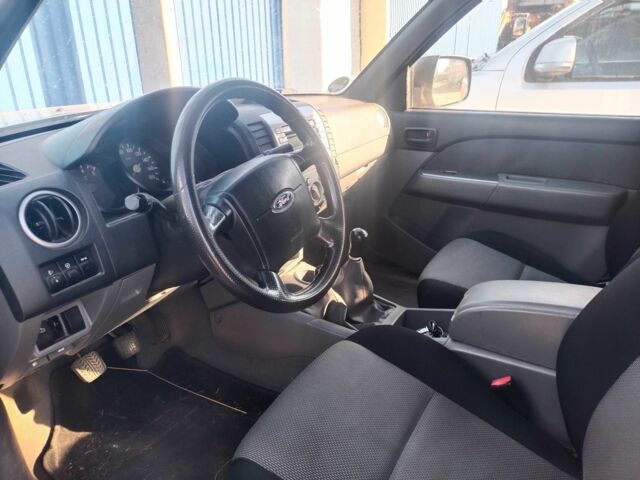 Сірий Форд Рейнджер, об'ємом двигуна 2.5 л та пробігом 250 тис. км за 6598 $, фото 3 на Automoto.ua