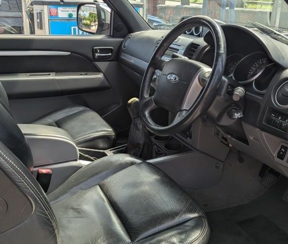 Серый Форд Рейнджер, объемом двигателя 2.5 л и пробегом 217 тыс. км за 6168 $, фото 5 на Automoto.ua