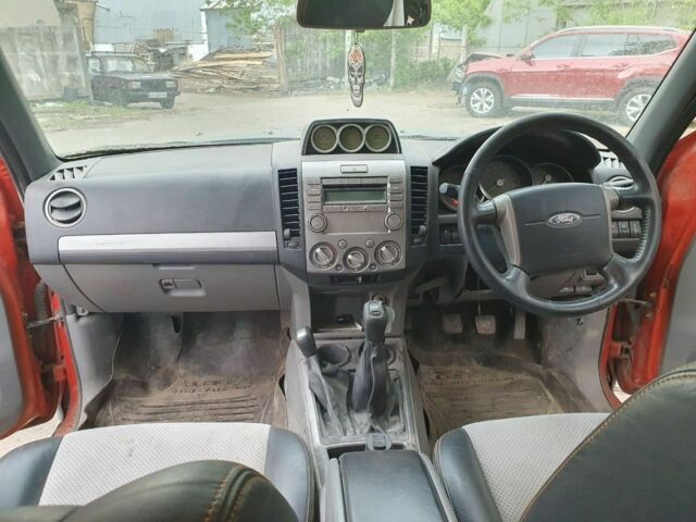 Серый Форд Рейнджер, объемом двигателя 3 л и пробегом 149 тыс. км за 5200 $, фото 3 на Automoto.ua