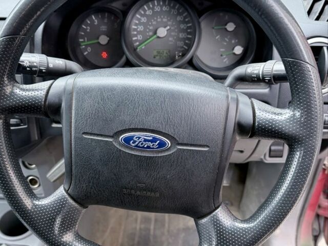 Серый Форд Рейнджер, объемом двигателя 2.5 л и пробегом 100 тыс. км за 4000 $, фото 7 на Automoto.ua