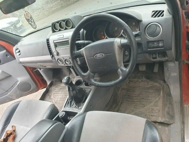 Серый Форд Рейнджер, объемом двигателя 3 л и пробегом 149 тыс. км за 5200 $, фото 12 на Automoto.ua