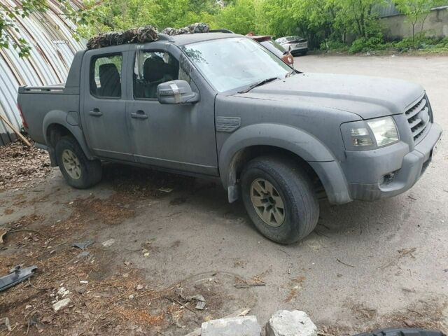 Серый Форд Рейнджер, объемом двигателя 3 л и пробегом 149 тыс. км за 5200 $, фото 7 на Automoto.ua