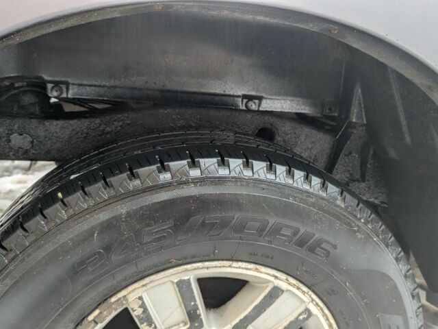 Серый Форд Рейнджер, объемом двигателя 2.5 л и пробегом 170 тыс. км за 6192 $, фото 7 на Automoto.ua