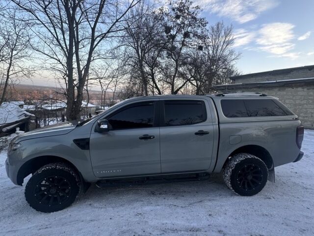 Серый Форд Рейнджер, объемом двигателя 3.2 л и пробегом 203 тыс. км за 16000 $, фото 2 на Automoto.ua