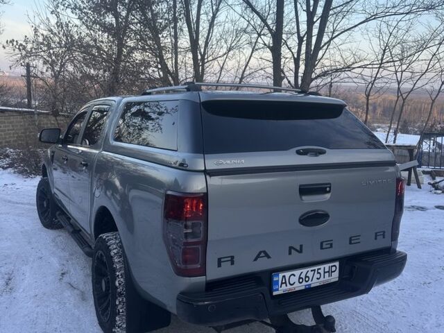 Сірий Форд Рейнджер, об'ємом двигуна 3.2 л та пробігом 203 тис. км за 16000 $, фото 3 на Automoto.ua