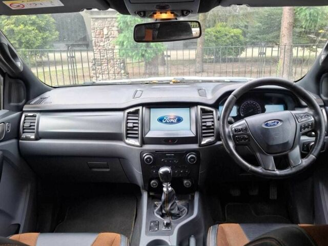 Сірий Форд Рейнджер, об'ємом двигуна 3.2 л та пробігом 140 тис. км за 10000 $, фото 4 на Automoto.ua