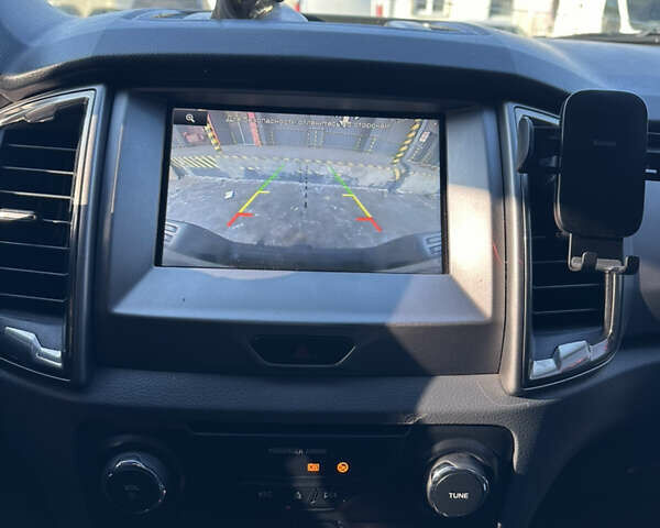 Серый Форд Рейнджер, объемом двигателя 3.2 л и пробегом 286 тыс. км за 23900 $, фото 8 на Automoto.ua