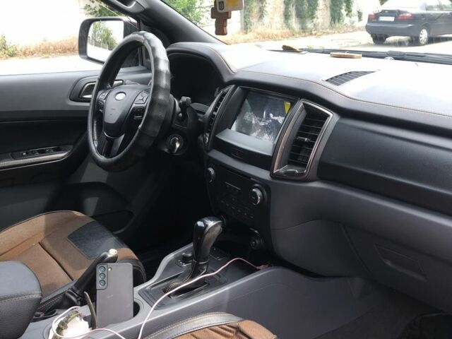 Серый Форд Рейнджер, объемом двигателя 3.2 л и пробегом 200 тыс. км за 22500 $, фото 2 на Automoto.ua