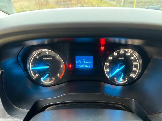 Серый Форд Рейнджер, объемом двигателя 2.2 л и пробегом 327 тыс. км за 15900 $, фото 10 на Automoto.ua