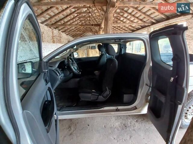 Серый Форд Рейнджер, объемом двигателя 2.2 л и пробегом 293 тыс. км за 17000 $, фото 9 на Automoto.ua