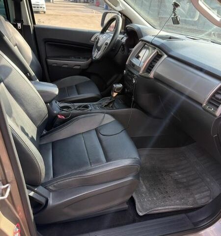 Сірий Форд Рейнджер, об'ємом двигуна 2 л та пробігом 162 тис. км за 30000 $, фото 8 на Automoto.ua