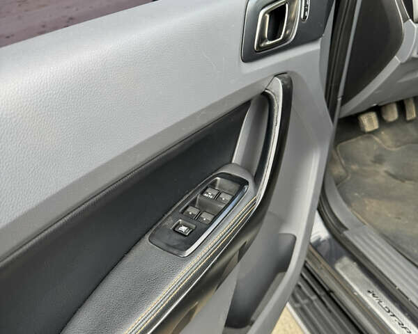 Сірий Форд Рейнджер, об'ємом двигуна 3.2 л та пробігом 162 тис. км за 34500 $, фото 23 на Automoto.ua