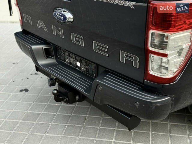 Сірий Форд Рейнджер, об'ємом двигуна 3.2 л та пробігом 131 тис. км за 33900 $, фото 12 на Automoto.ua