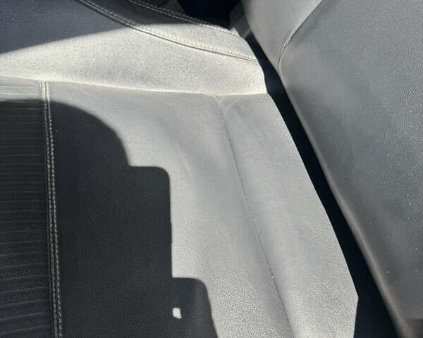 Сірий Форд Рейнджер, об'ємом двигуна 2 л та пробігом 222 тис. км за 28000 $, фото 5 на Automoto.ua