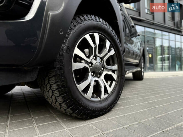 Сірий Форд Рейнджер, об'ємом двигуна 3.2 л та пробігом 131 тис. км за 33900 $, фото 4 на Automoto.ua