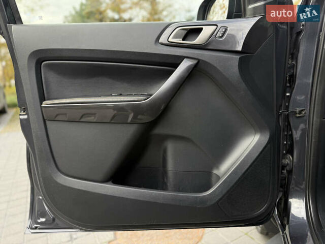 Сірий Форд Рейнджер, об'ємом двигуна 3.2 л та пробігом 131 тис. км за 33900 $, фото 27 на Automoto.ua