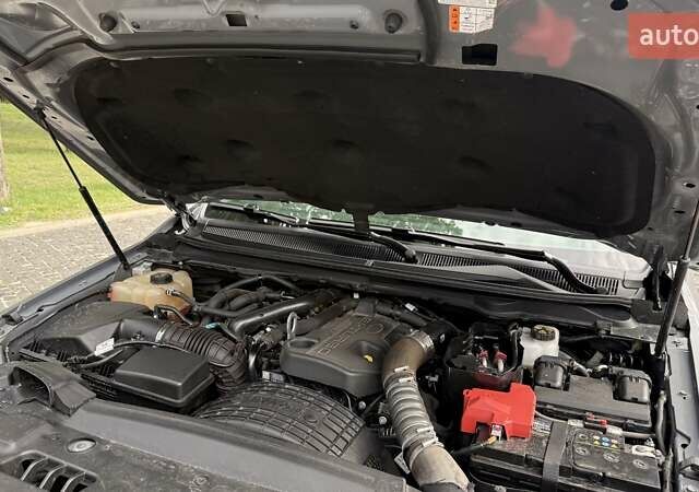 Серый Форд Рейнджер, объемом двигателя 2 л и пробегом 53 тыс. км за 53000 $, фото 20 на Automoto.ua