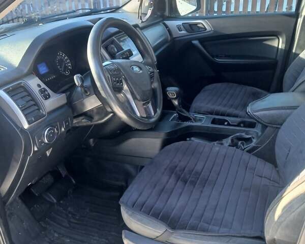 Серый Форд Рейнджер, объемом двигателя 2.26 л и пробегом 56 тыс. км за 25000 $, фото 16 на Automoto.ua