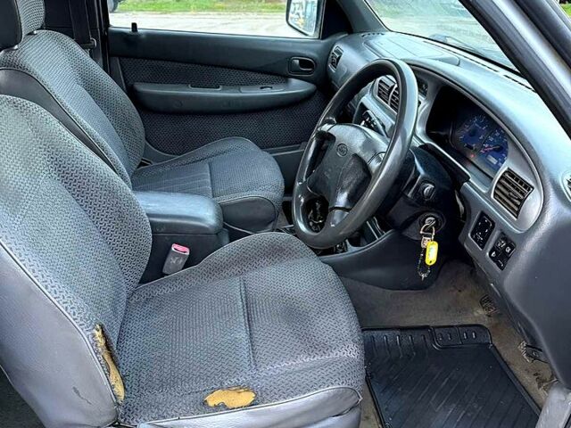 Серый Форд Рейнджер, объемом двигателя 2.5 л и пробегом 222 тыс. км за 3800 $, фото 6 на Automoto.ua