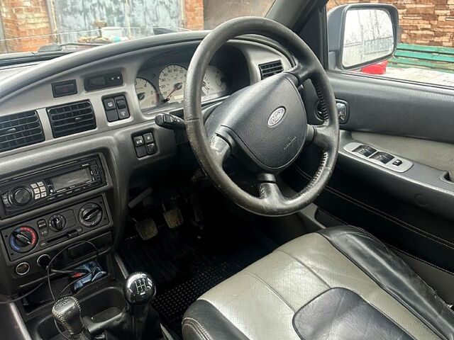 Серый Форд Рейнджер, объемом двигателя 2.5 л и пробегом 160 тыс. км за 4500 $, фото 3 на Automoto.ua