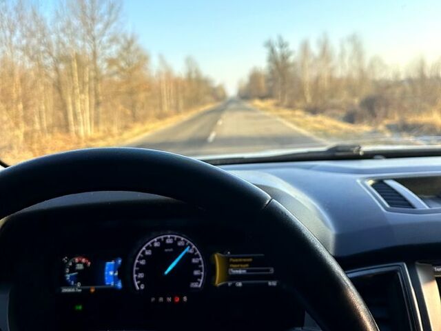 Сірий Форд Рейнджер, об'ємом двигуна 3.2 л та пробігом 287 тис. км за 19999 $, фото 11 на Automoto.ua