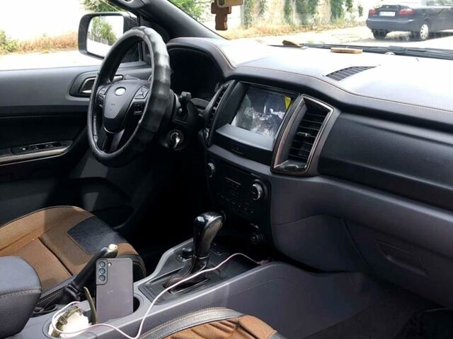 Сірий Форд Рейнджер, об'ємом двигуна 3.2 л та пробігом 270 тис. км за 22500 $, фото 3 на Automoto.ua