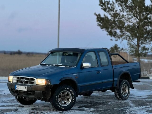 Синий Форд Рейнджер, объемом двигателя 2.5 л и пробегом 300 тыс. км за 3600 $, фото 3 на Automoto.ua