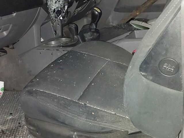 Синий Форд Рейнджер, объемом двигателя 0 л и пробегом 100 тыс. км за 2800 $, фото 6 на Automoto.ua