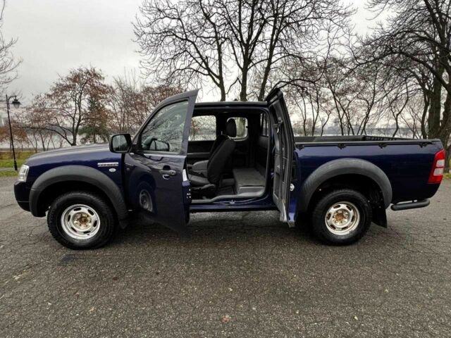 Синий Форд Рейнджер, объемом двигателя 2.5 л и пробегом 325 тыс. км за 5415 $, фото 6 на Automoto.ua