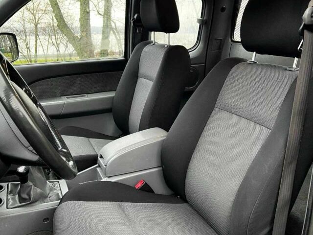 Синий Форд Рейнджер, объемом двигателя 2.5 л и пробегом 325 тыс. км за 5415 $, фото 8 на Automoto.ua