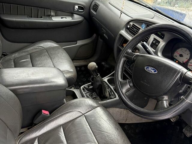 Синий Форд Рейнджер, объемом двигателя 2.5 л и пробегом 200 тыс. км за 3550 $, фото 4 на Automoto.ua