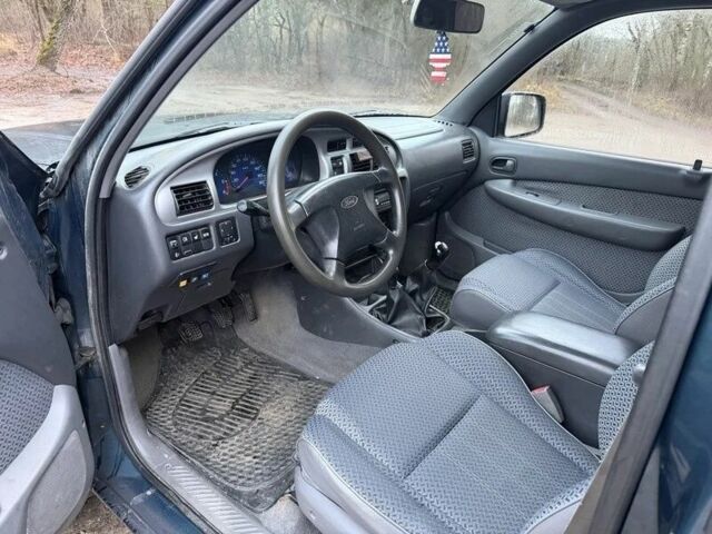 Зеленый Форд Рейнджер, объемом двигателя 2.5 л и пробегом 211 тыс. км за 1500 $, фото 7 на Automoto.ua